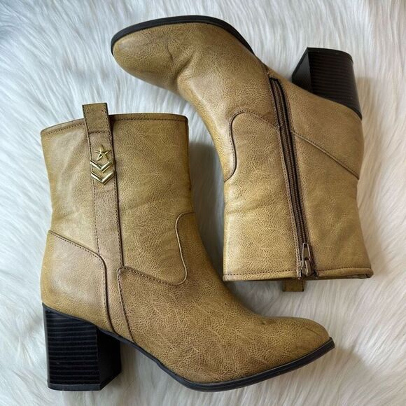 Rampage Tan Boots Gold Accent Size 10 Heels Retro - Picture 10 of 11